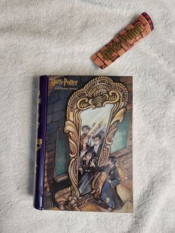 Vintage 2001 Harry Potter Tin Book Box, smaller NiP