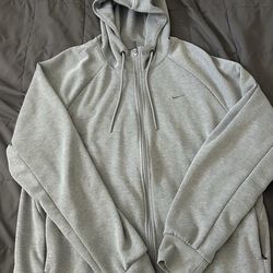 Nike drifit hoodie
