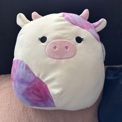 Kalina The Cow Squishmallow