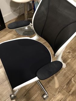 Game Chair/ Computer Chair Or Work Chair Humanscale