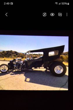 1923 ford model T with 350 engine