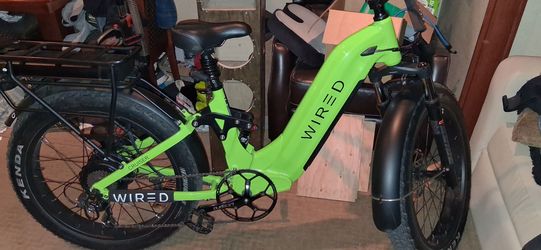 Wired cruiser E bike