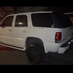 2003 GMC Yukon