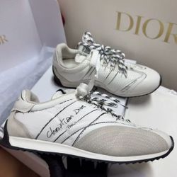 Nylon cowhide leather logo patch round toe lace-up low-top lifestyle shoes women's white