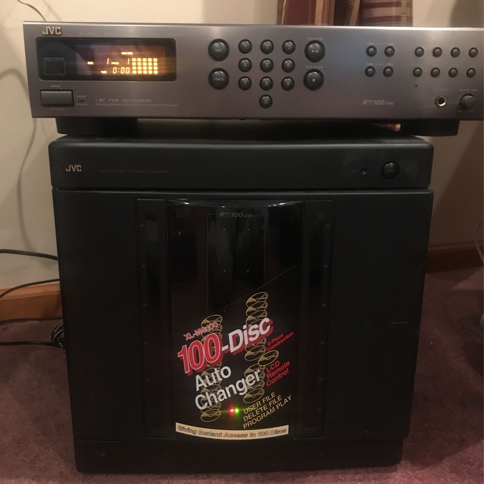 JVC 100 -Disc Auto Changer