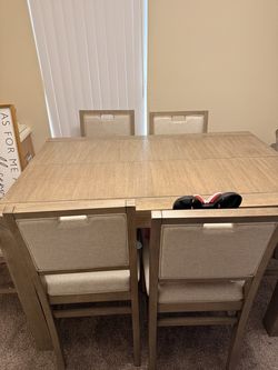 Dining set