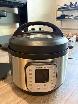 10QT Instant Pot Duo Nova Pressure Cooker