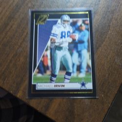 MICHAEL IRVIN BASE Football Card.