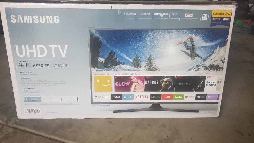 SAMSUNG 40" Class 4K (2160P) Ultra HD Smart LED TV UN40NU7200