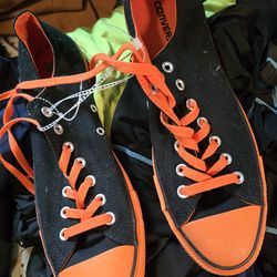 Ropas y sapatos nuevos  hombres