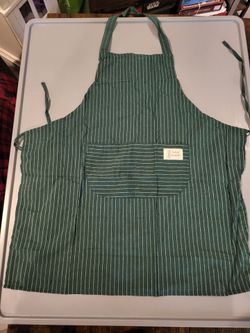 👩🍳 Green & White Pinstripe Linen Cotton Full Bib Apron – NEW Never Used