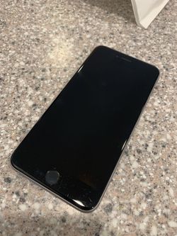 IPhone 6S Plus FOR PARTS. Does not power on.