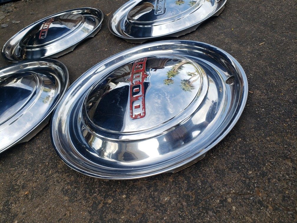Vintage Hubcaps Dodge for Sale in El Cajon, CA OfferUp