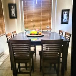 Dining room table