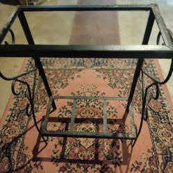 Fish Tank Stand (10 Gallon)