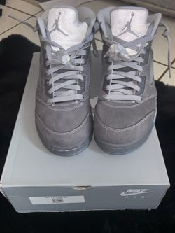 Need GONE!! JORDAN 5 Wolf grey