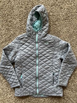 Northface Girls Winter Coat Thermoball YXL