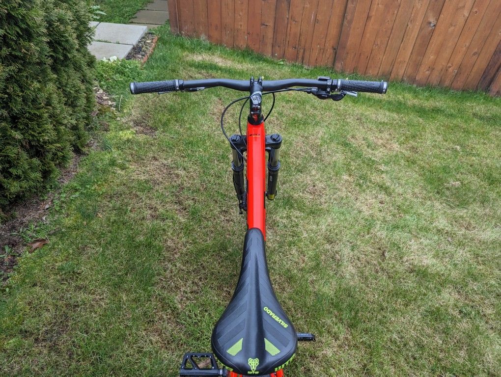 GT Ricochet Mountain Bike Hardtail Red Size Medium Great Deal for Sale ...