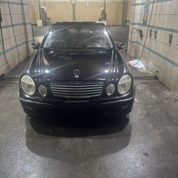 2005 Mercedes Benz E320