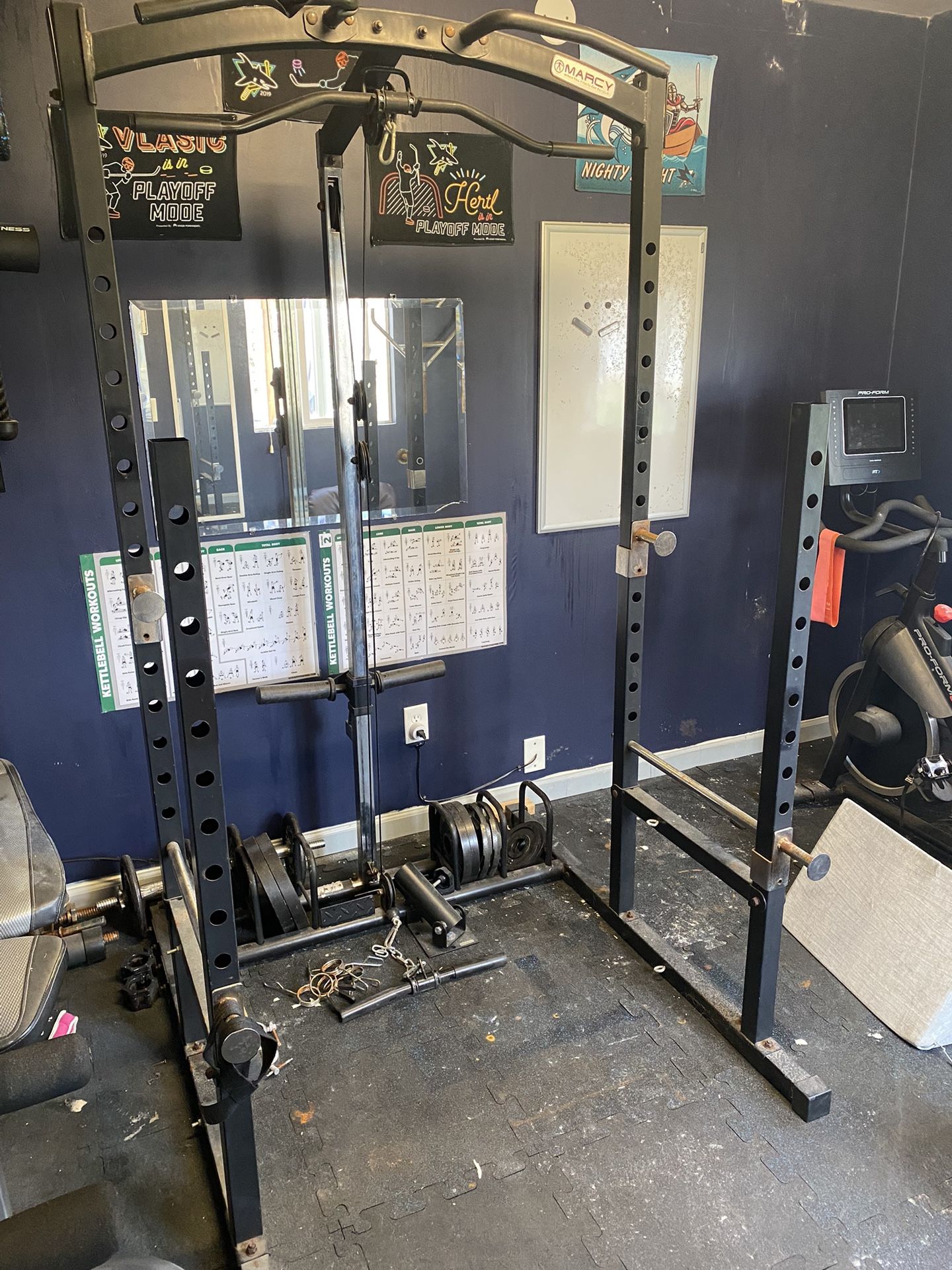 Full Home Gym Squat Rack And Cable Pull 780lbs Plates