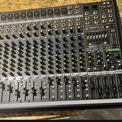 MACKIE PRO FX 16 V2-LIKE NEW for Sale in Charlotte, NC - OfferUp