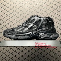 B.alenciaga  Runner