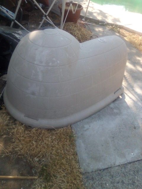 Dog House