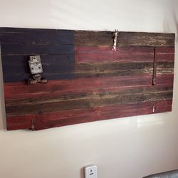 Wood American Flag Wall Art