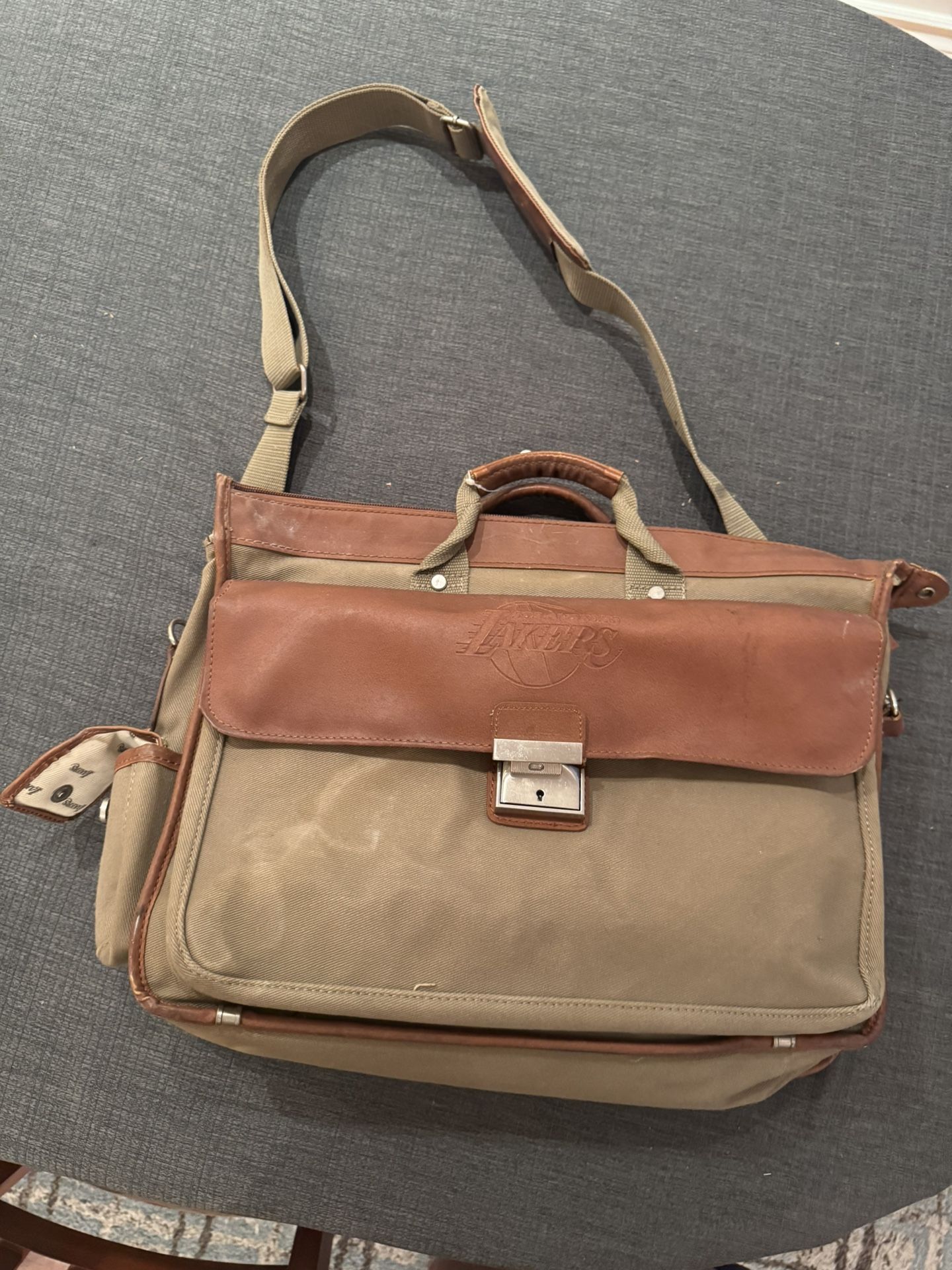 Vintage LA Lakers Leather Messenger Bag W Strap And Key