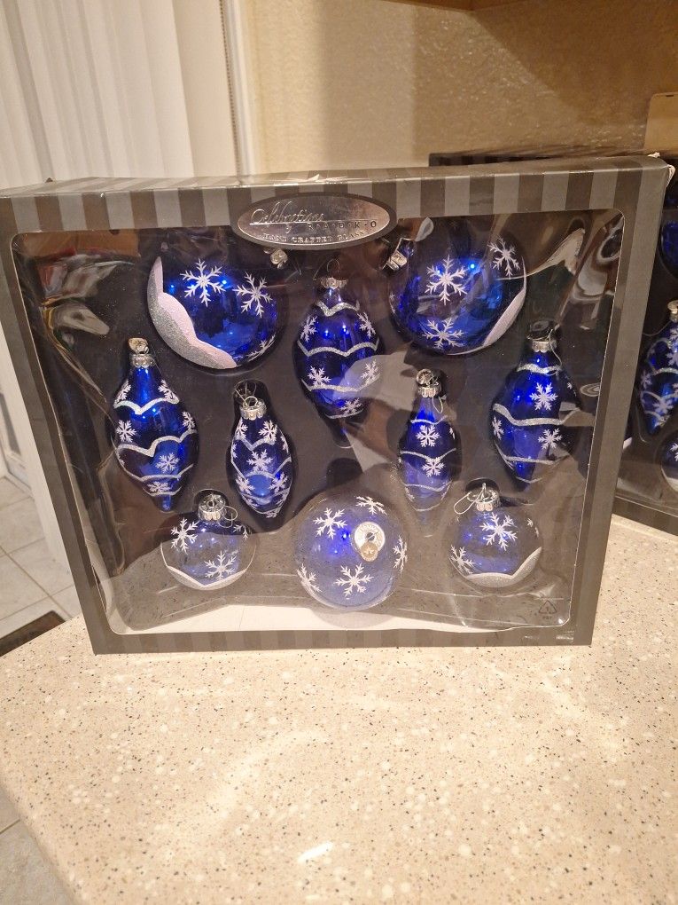 Hand cropted glass orderments 2 10 Packs Of Orderments