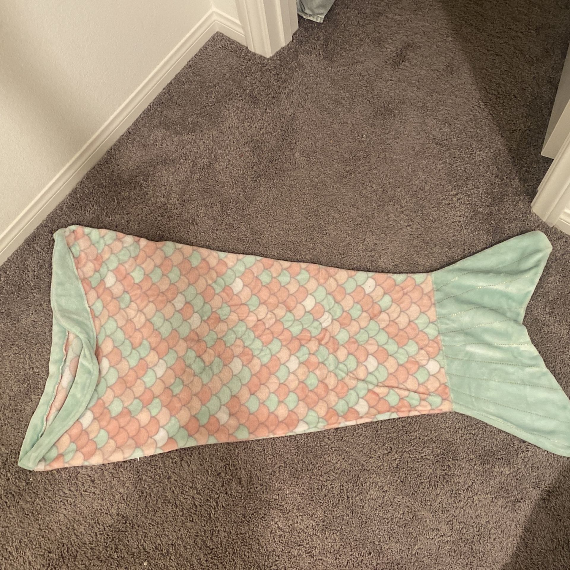 Mermaid Tail Blanket
