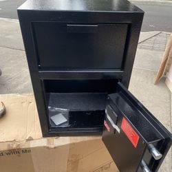 Brand New Commercial Heavy Duty Drop Safe For $100