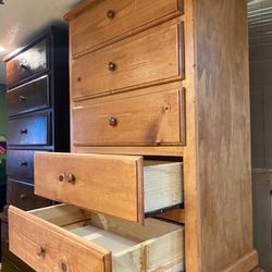 ‼️Solid Pinewood Dresser 
