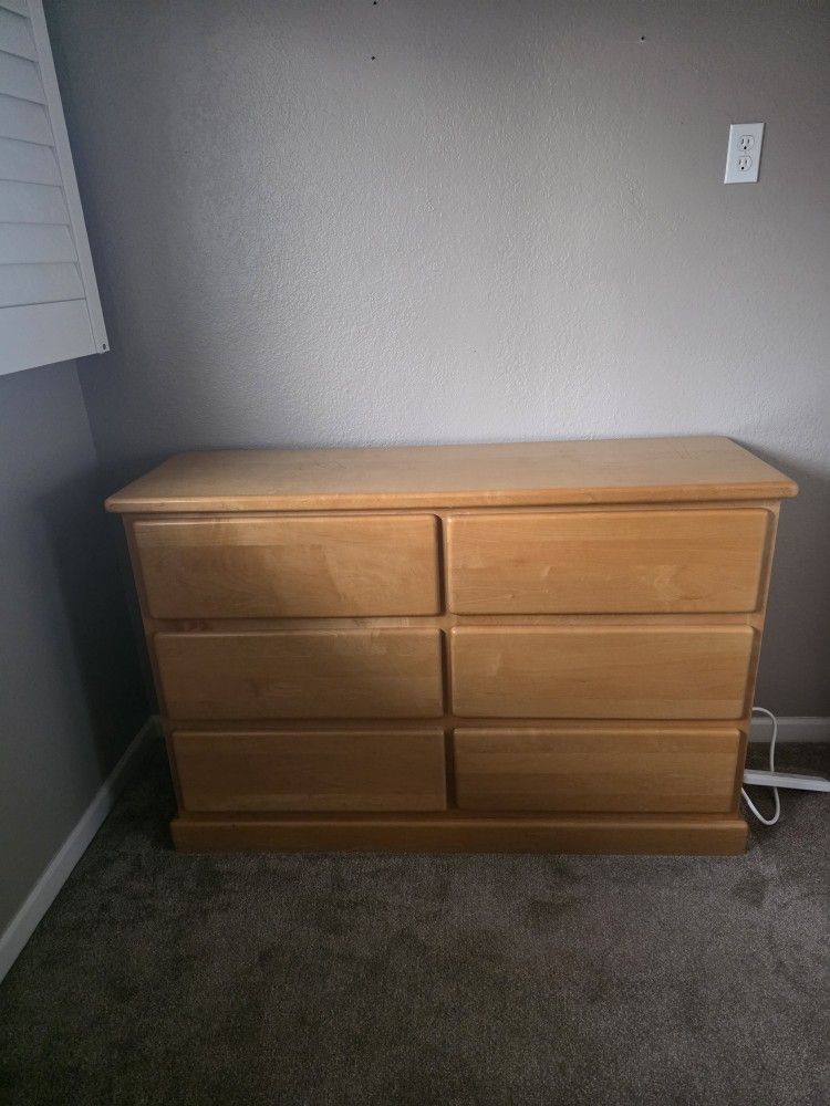 Wood Dresser