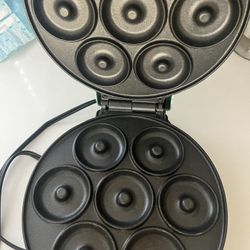 Small Donut Maker 