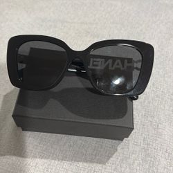 Chanel Sunglasses (no Box)