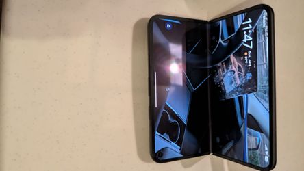 Selling my Pixel 9 Pro Fold 512 GB