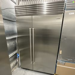 🧊 Sub-Zero 48” Built-In Side-by-Side Refrigerator – Like New 🧊