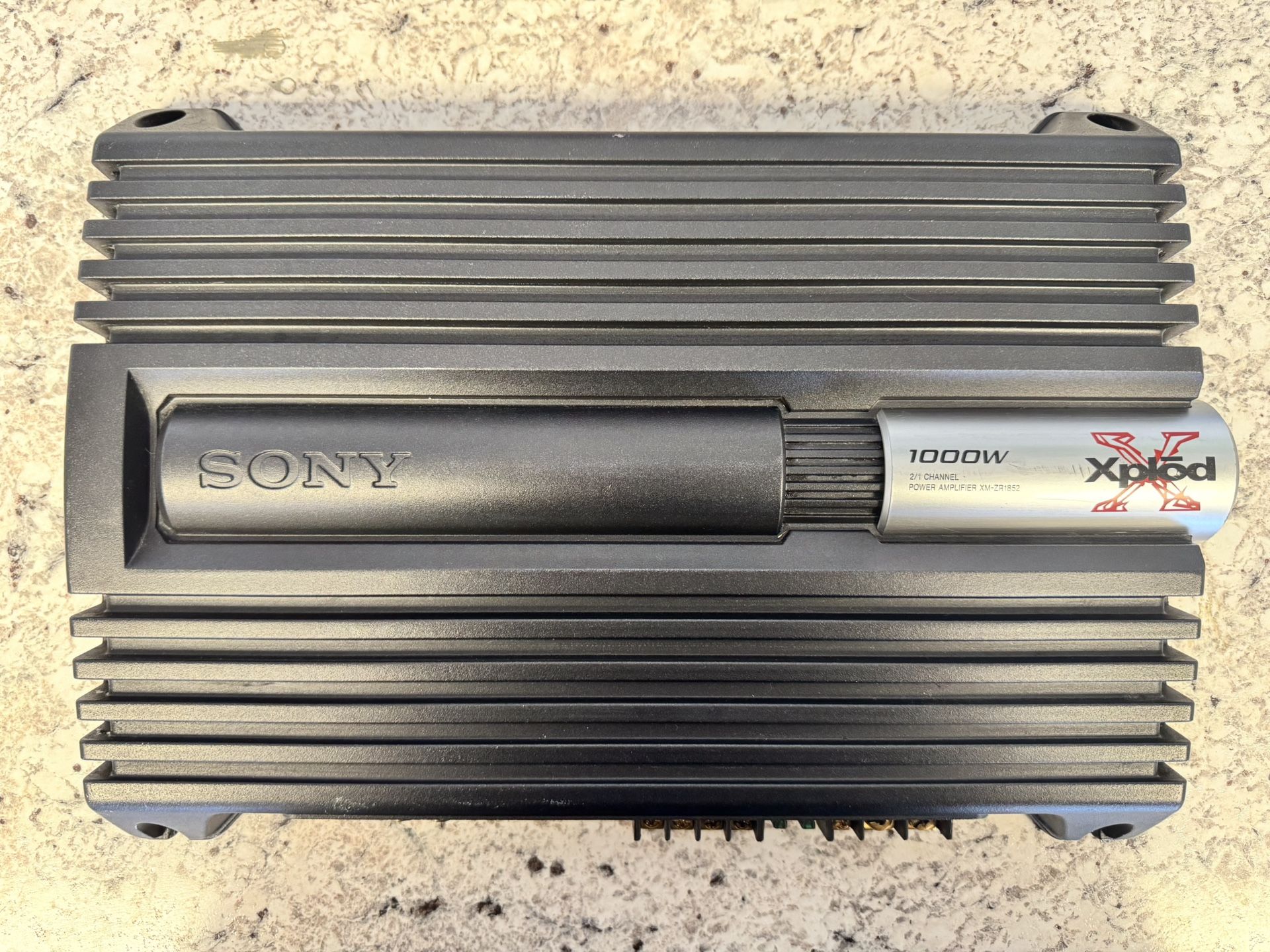 Sony XM-ZR1852 Xplod