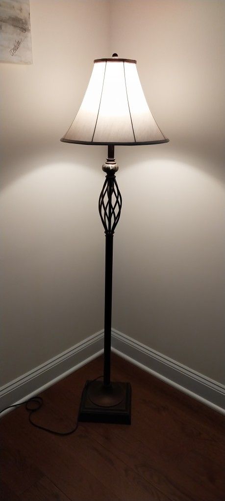 Standing Lamp