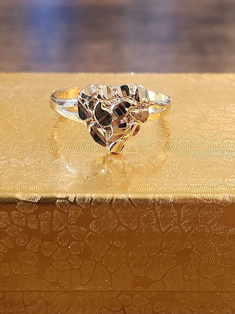 10K HEART NUGGET RING 💛