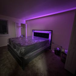 Brand New King Size Ashley Furniture Storage Bed Frame Special