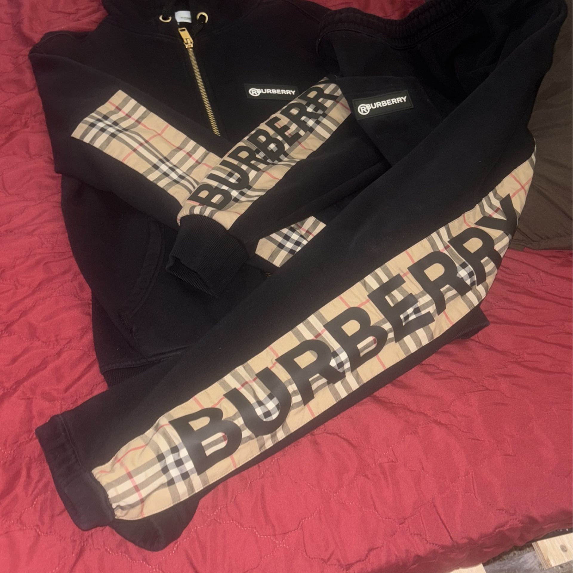 Burberry Jogging Suit 