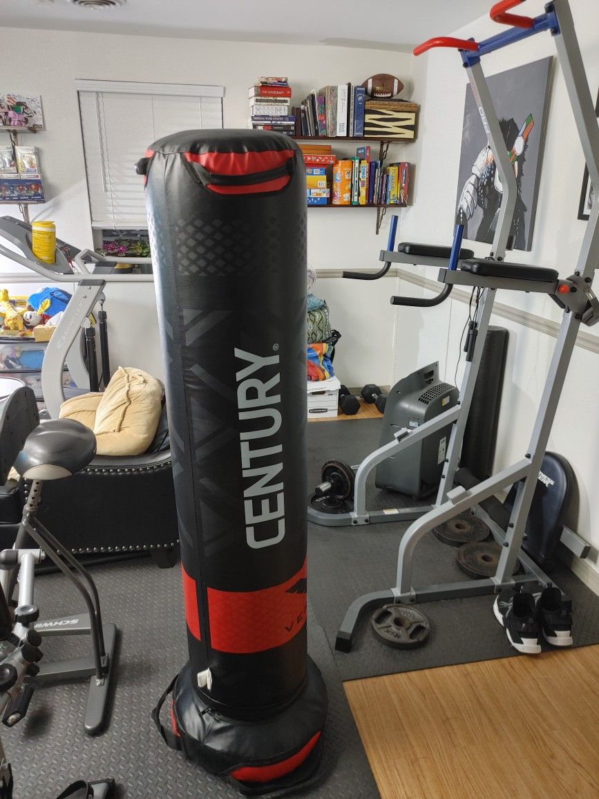 CENTURY VERSYS VS.1 Fight Simulator Boxing / Martial Arts Punching Bag