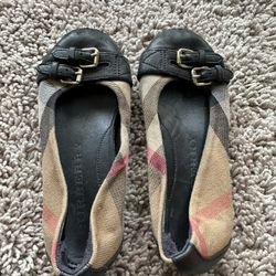 Burberry Girls Shoes Size 27 Made In Italy