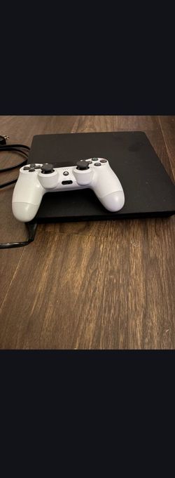 Playstation 4 slim
