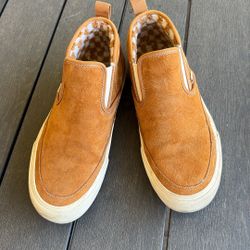 Men’s Van Insulated Suede Shoes Size 11