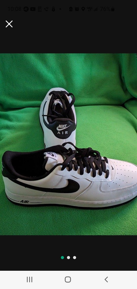 Nike Size 15 Men $1001