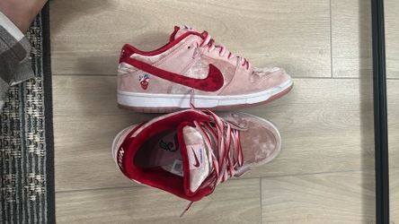 NIKE DUNKS SB