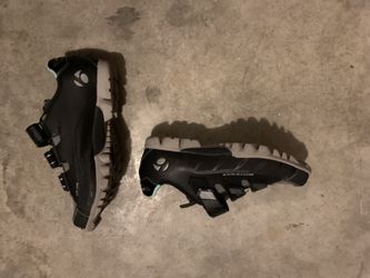 Bontrager Women’s Size 6 1/2 Biking Cleats